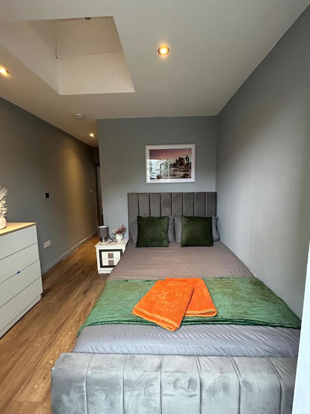 2 Bedroom Flat In Euston 2 Mins Away From Station, No Lift Λονδίνο Εξωτερικό φωτογραφία