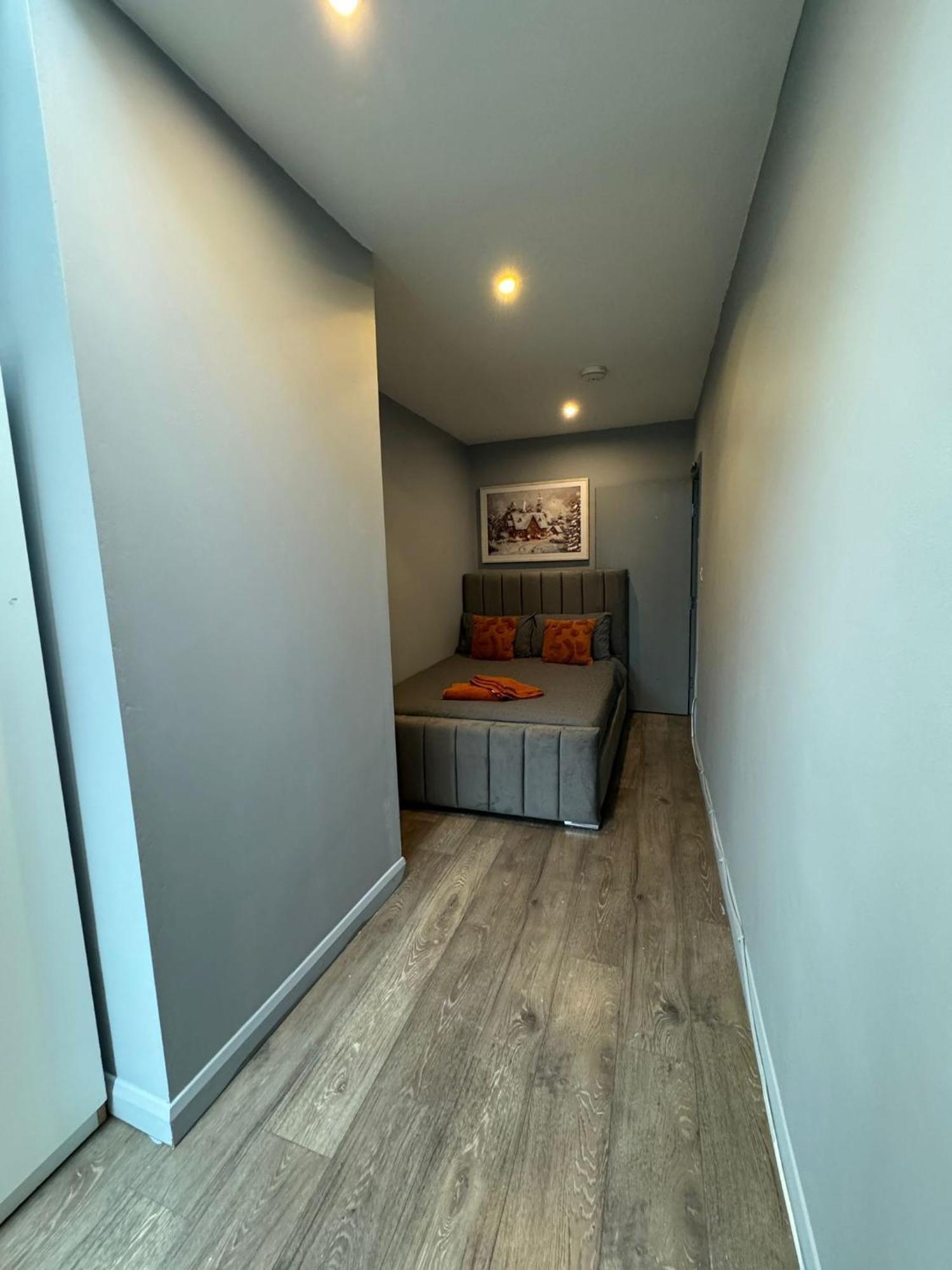 2 Bedroom Flat In Euston 2 Mins Away From Station, No Lift Λονδίνο Εξωτερικό φωτογραφία